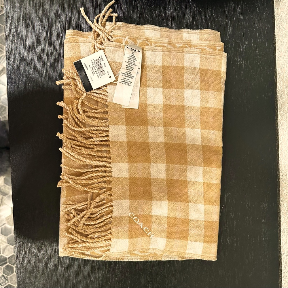 NWT Coach Reversible Signature Plaid Oblong Scarf